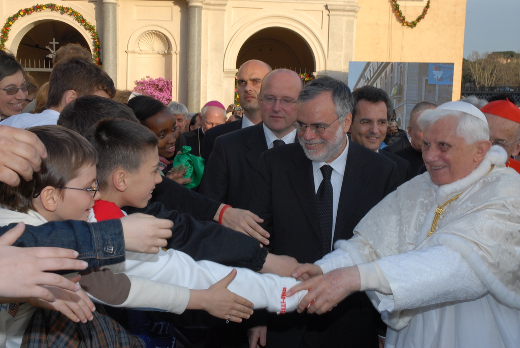 La Comunidad de Sant’Egidio se suma al duelo y a la oración de la Iglesia universal por la muerte de Benedicto XVI, al que recuerda con afecto y gratitud
